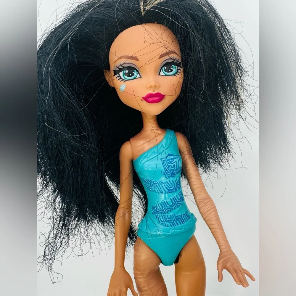 Monster High Doll CLEO DE NILE Cheerleader Daughter Of The Mummy 2016 Loose
